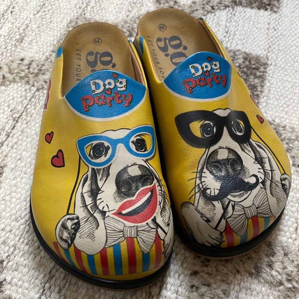 Goby 'Dog Party' Mule Clog Shoes Yellow Faux Leather Slip On Round Toe